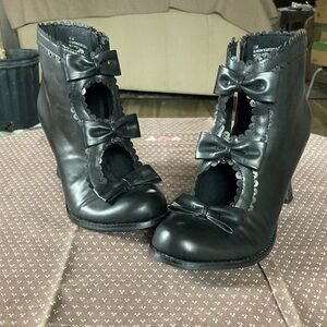 Mojo Moxy Black Boots